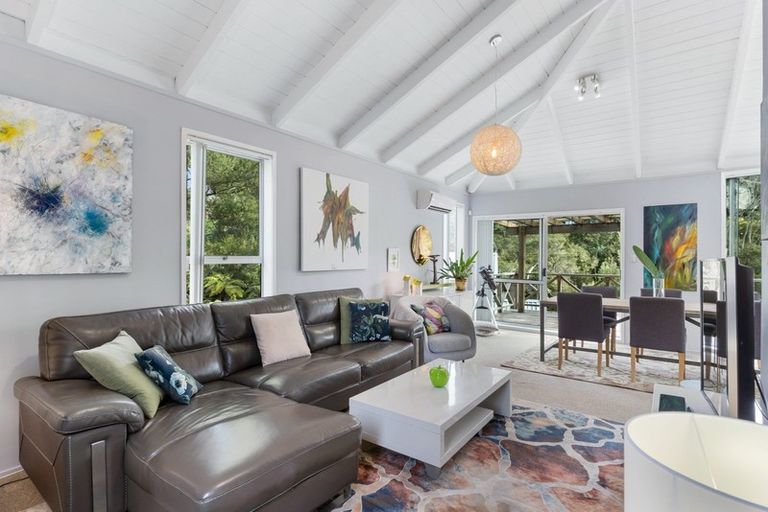 Photo of property in 1/39 Saffron Street, Birkdale, Auckland, 0626