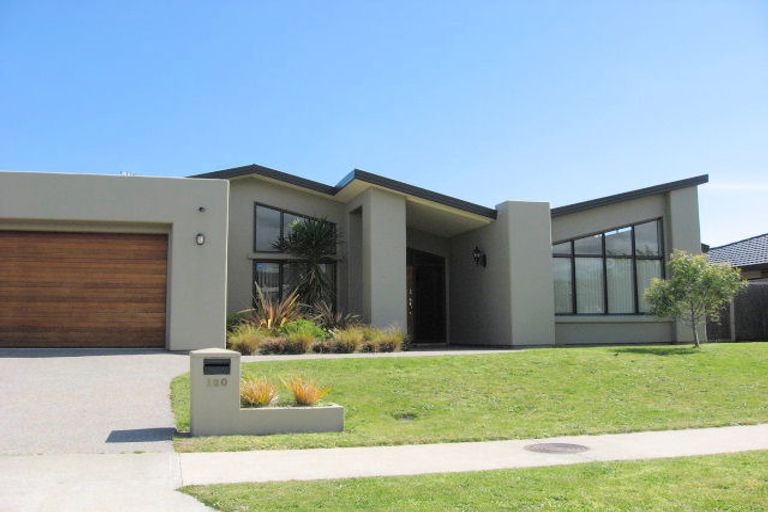 Photo of property in 180 Milne Drive, Paraparaumu, 5032