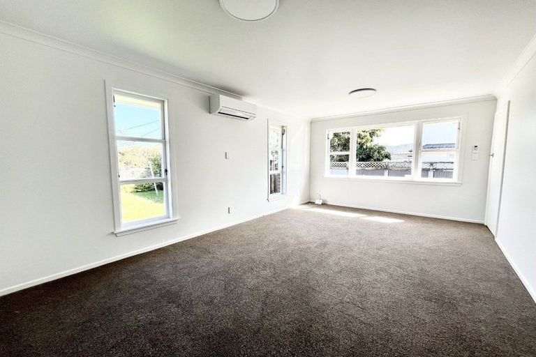Photo of property in 20-20a Cottle Street, Avalon, Lower Hutt, 5011