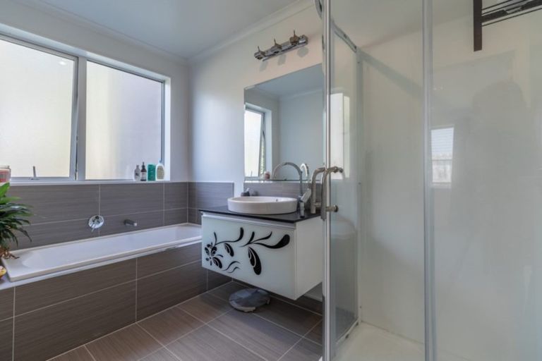 Photo of property in 6 Allendale Place, Morrinsville, 3300