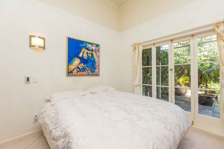 Photo of property in 41 Saint Georges Bay Road, Parnell, Auckland, 1052