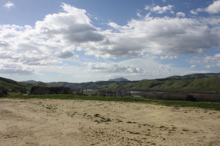 Photo of property in 2564 Middle Road, Poukawa, Hastings, 4178