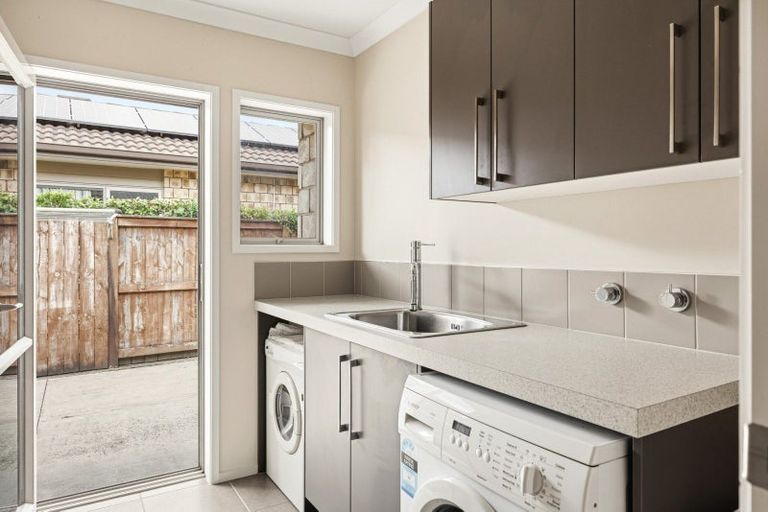 Photo of property in 557 Gloucester Road, Papamoa Beach, Papamoa, 3118