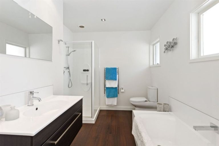 Photo of property in 1/106 Blighs Road, Strowan, Christchurch, 8052