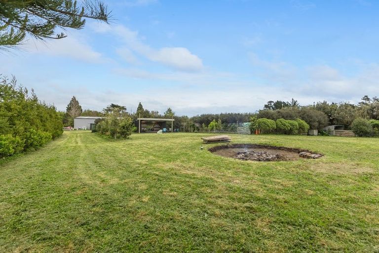 Photo of property in 14 Mahoetahi Road, Sentry Hill, Waitara, 4382