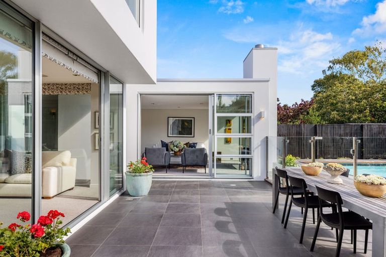 Photo of property in 9 Poynder Avenue, Merivale, Christchurch, 8014