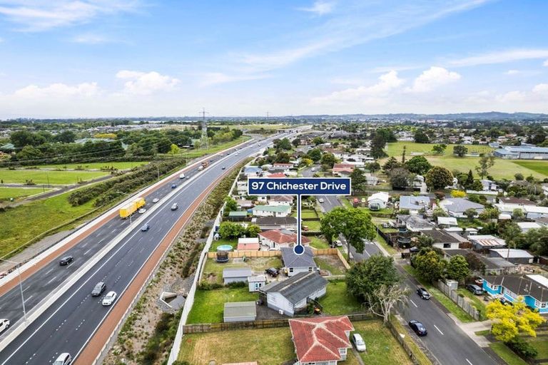 Photo of property in 97 Chichester Drive, Rosehill, Papakura, 2113