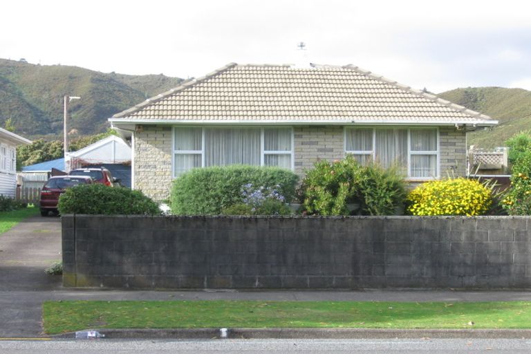 Photo of property in 254 Taita Drive, Taita, Lower Hutt, 5011
