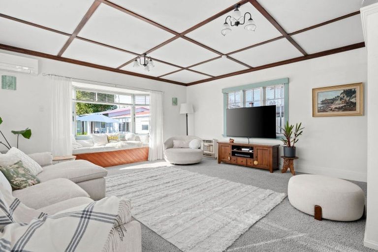 Photo of property in 2 Saint Olpherts Avenue, Hamilton East, Hamilton, 3216