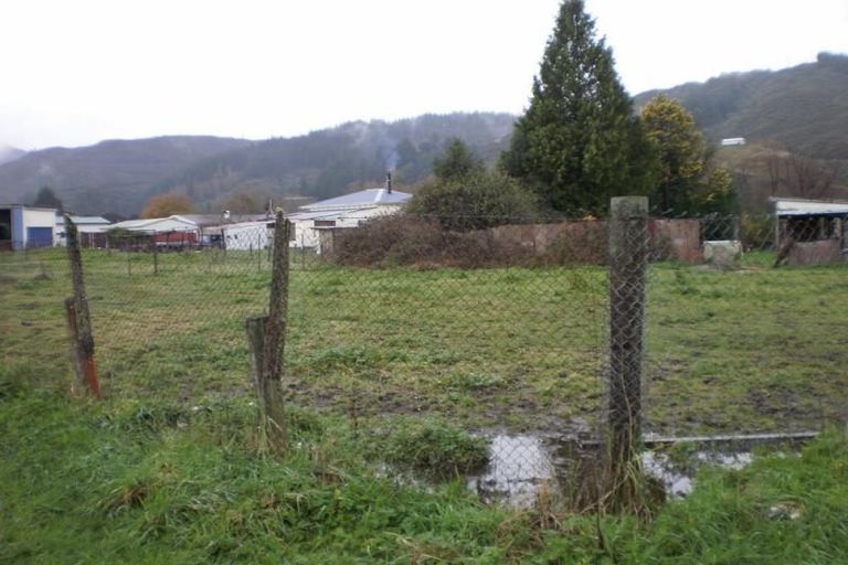 Photo of property in 115 Shiel Street, Reefton, 7830