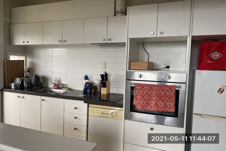 Photo of property in 31c Hall Street, Newtown, Wellington, 6021