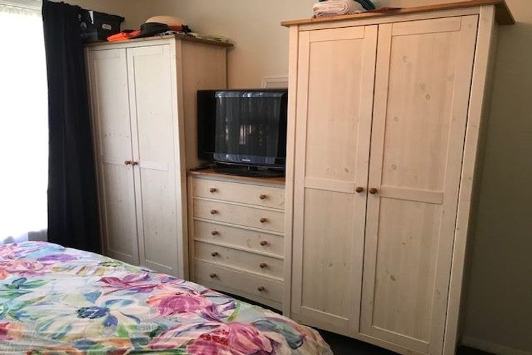 Photo of property in 1/45 Dickson Crescent, Hornby, Christchurch, 8042