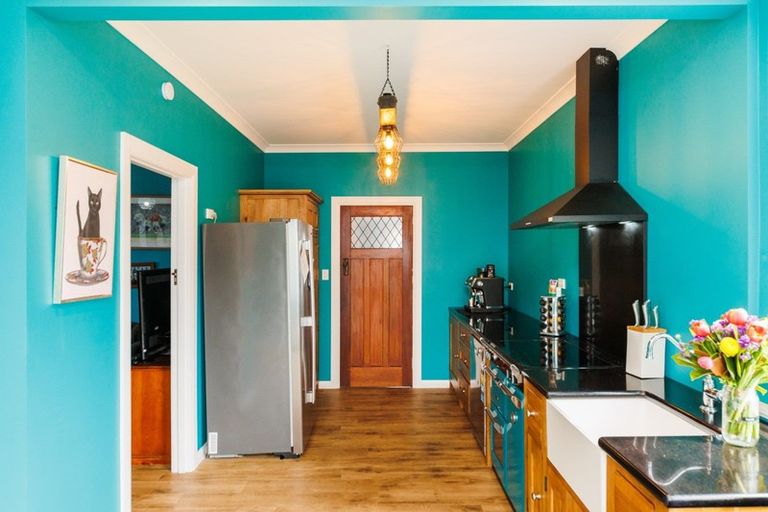 Photo of property in 93 Wood Street, Takaro, Palmerston North, 4410