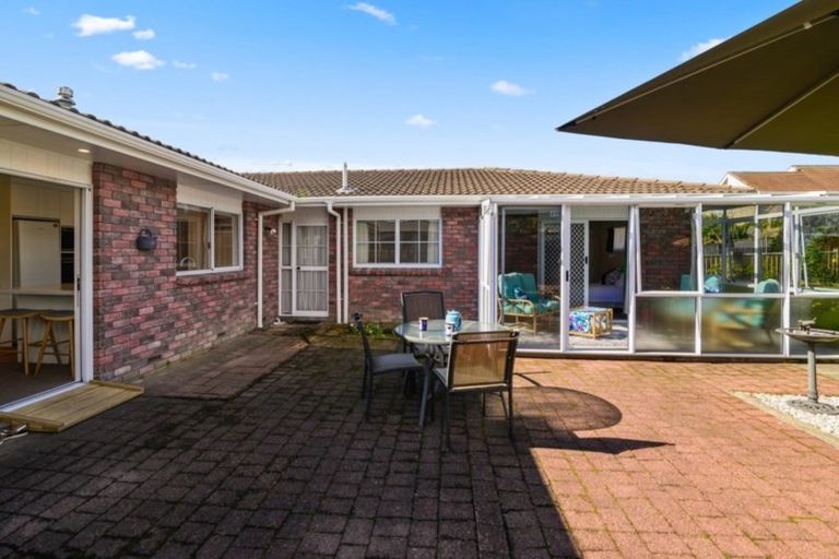 Photo of property in 24 Tawavale Street, Pukehangi, Rotorua, 3015