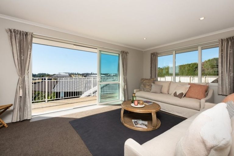 Photo of property in 5 Carex Close, Pyes Pa, Tauranga, 3112