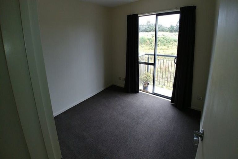 Photo of property in 4j/17 Crown Lynn Place, New Lynn, Auckland, 0600