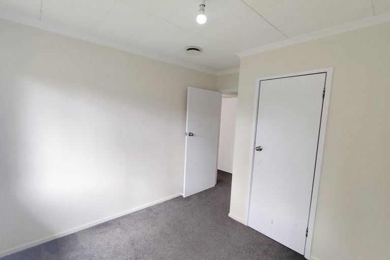 Photo of property in 72a Astley Avenue, New Lynn, Auckland, 0600