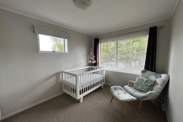 Photo of property in 2/15 Sherie Place, Howick, Auckland, 2014