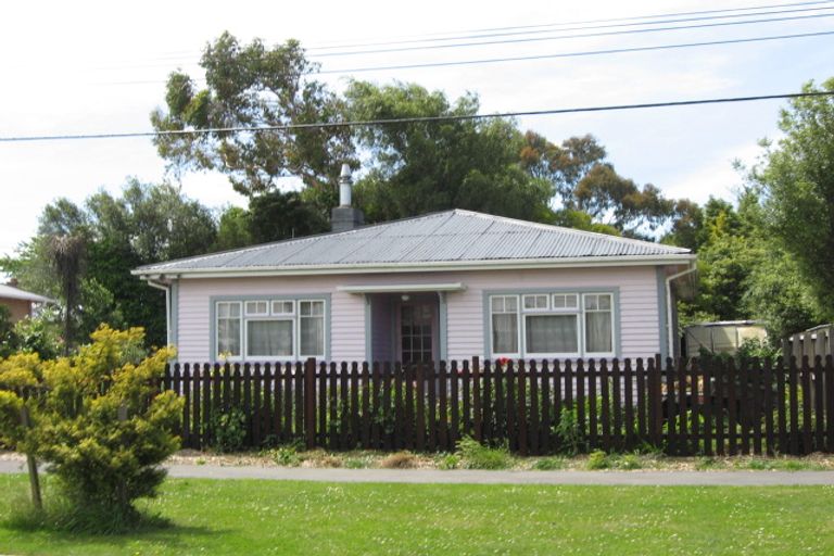 Photo of property in 111 Edward Avenue, Edgeware, Christchurch, 8013