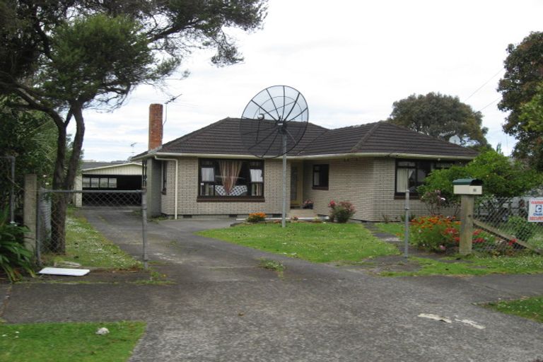Photo of property in 61 Plumley Crescent, Mangere, Auckland, 2022