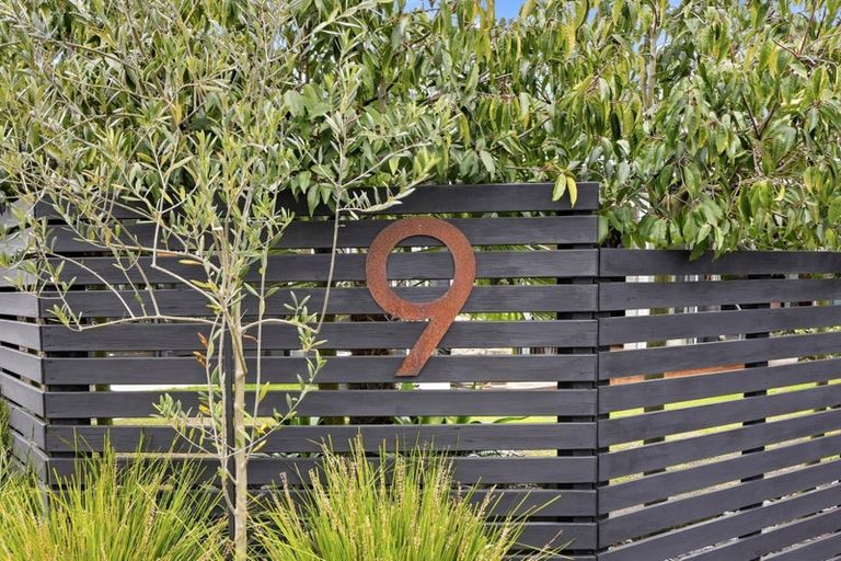 Photo of property in 9 Hadlow Place, Burnside, Christchurch, 8041