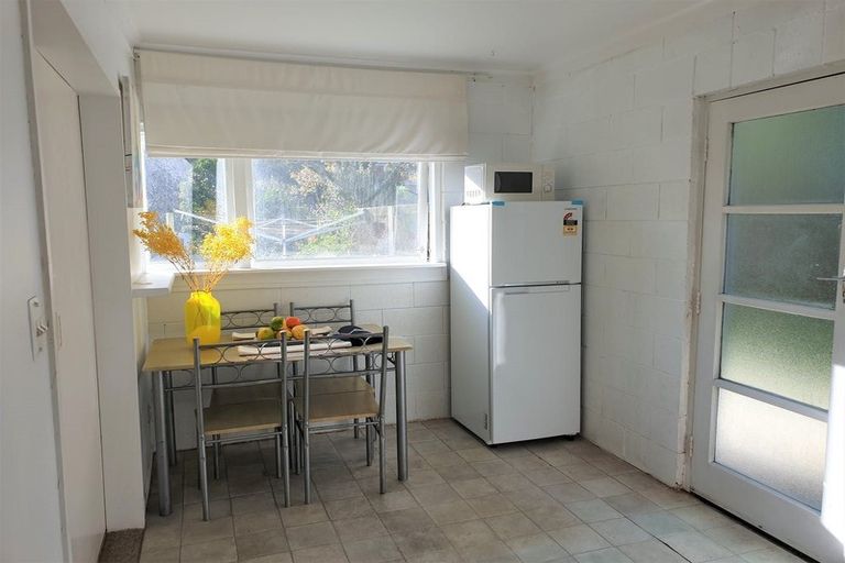 Photo of property in 53 Holland Road, Hillcrest, Auckland, 0627