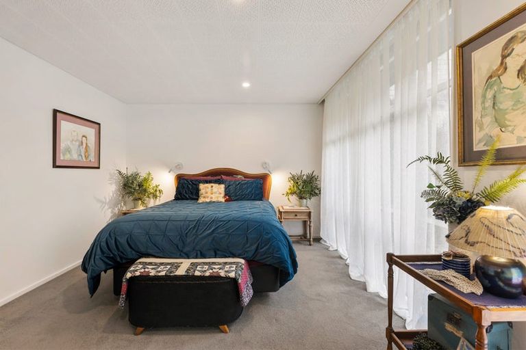 Photo of property in Jellicoe Towers, 191 The Terrace, Wellington Central, Wellington, 6011