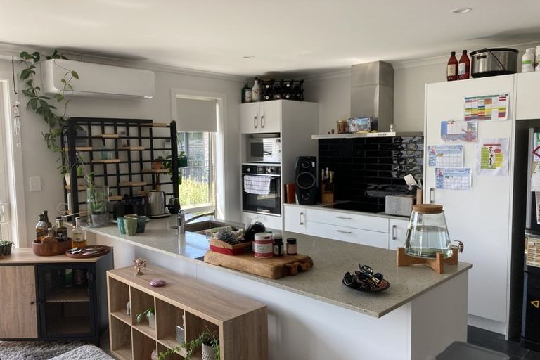 Photo of property in 6 Tangata Way, Omokoroa, 3114