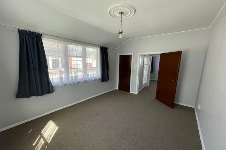 Photo of property in 96 Naenae Road, Naenae, Lower Hutt, 5011