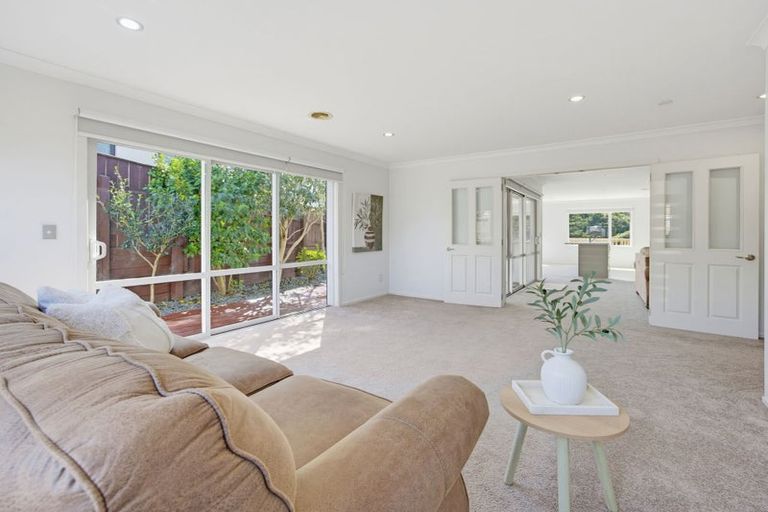 Photo of property in 47 Te Puia Drive, Aotea, Porirua, 5024