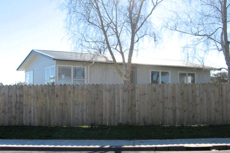 Photo of property in 6 Belgrave Place, Papakura, 2110