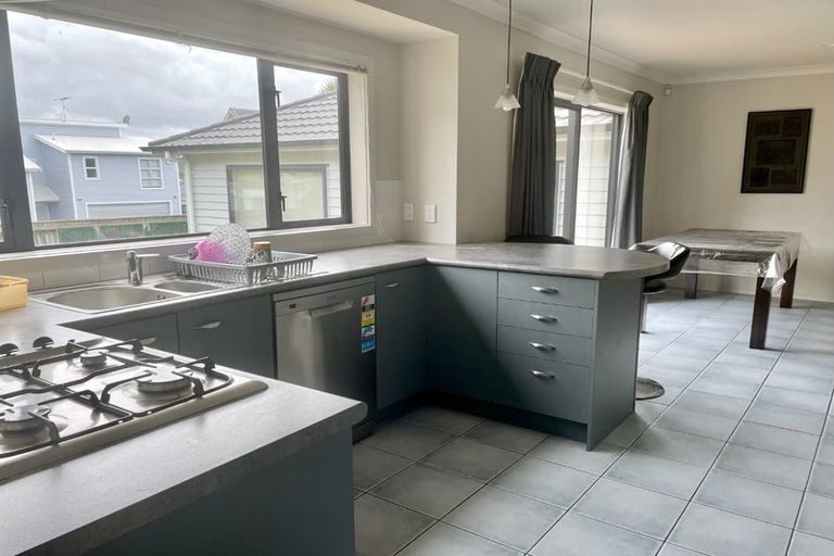 Photo of property in 71 Waverton Terrace, Churton Park, Wellington, 6037