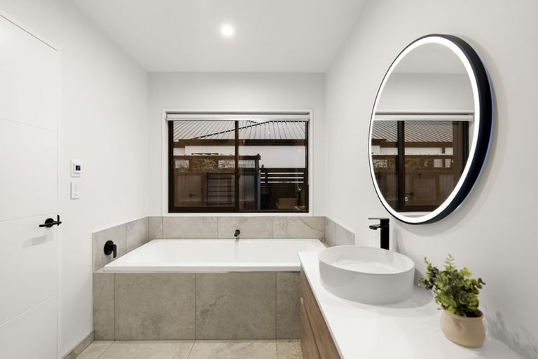 Photo of property in 3 Patrick Mcgough Way, Halswell, Christchurch, 8025