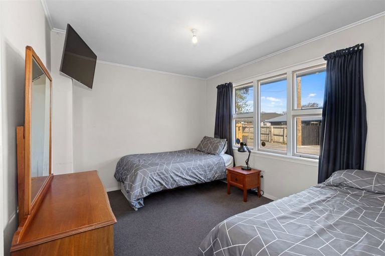 Photo of property in 42 Bevington Street, Avonhead, Christchurch, 8042