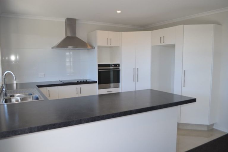 Photo of property in 85 Te Kio Crescent, Papamoa Beach, Papamoa, 3118