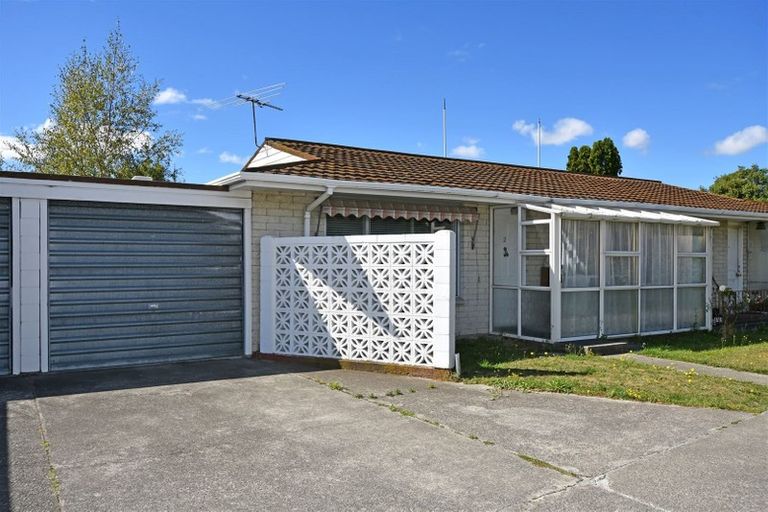 Photo of property in 2/34 Elizabeth Street, Riccarton, Christchurch, 8041