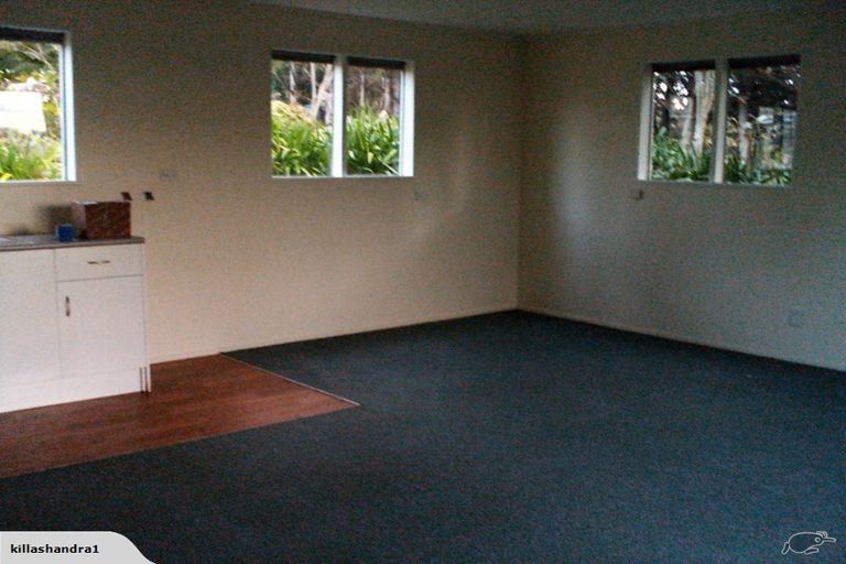 Photo of property in 535 Peak Road, Helensville, 0875