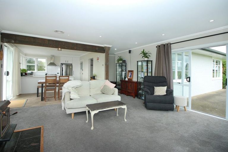 Photo of property in 32 Mccardle Road, Pahiatua, 4984