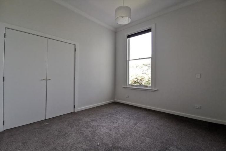 Photo of property in 76 Roxburgh Street, Mount Victoria, Wellington, 6011