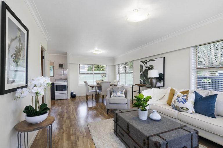 Photo of property in 3/55 Nile Road, Milford, Auckland, 0620