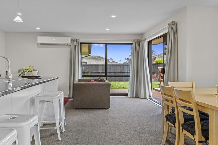 Photo of property in 108 Shillingford Boulevard, Rolleston, 7615