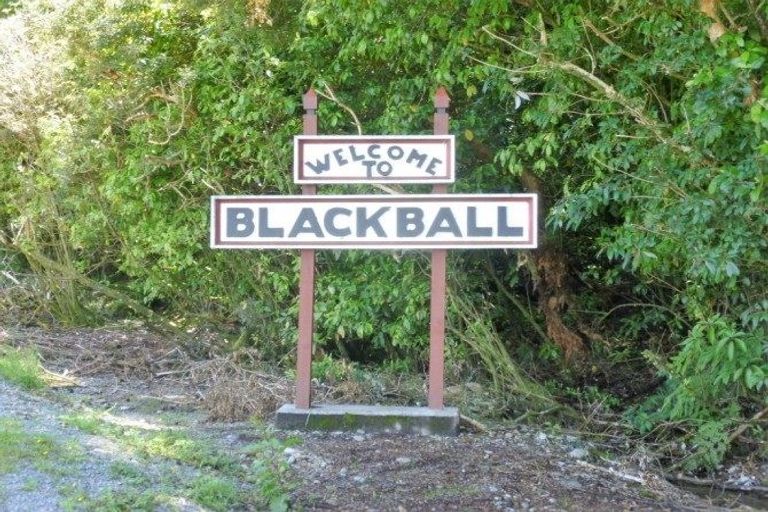 Photo of property in 21-23 Hilton Street, Blackball, 7804