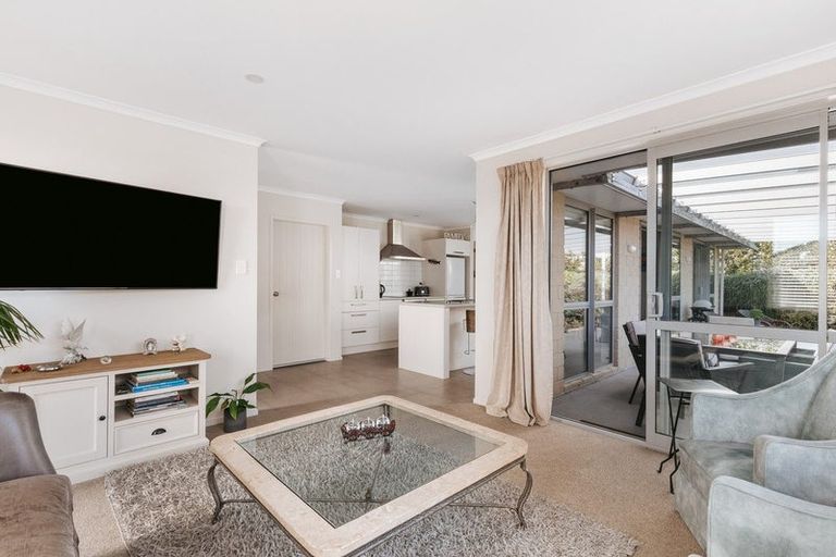 Photo of property in 7 Vista Close, Omokoroa, 3114