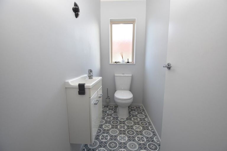 Photo of property in Villa Estate, 21/55 Armstrong Avenue, Carterton, 5713