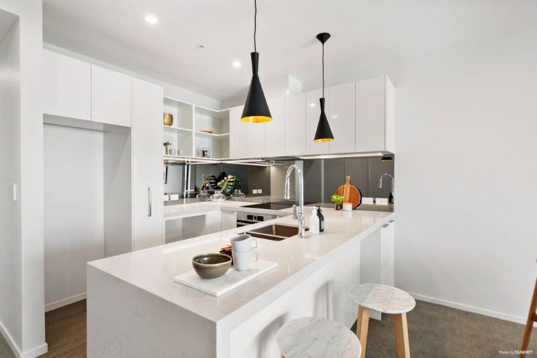 Photo of property in 26 Pine Ridge Terrace, Hauraki, Auckland, 0622