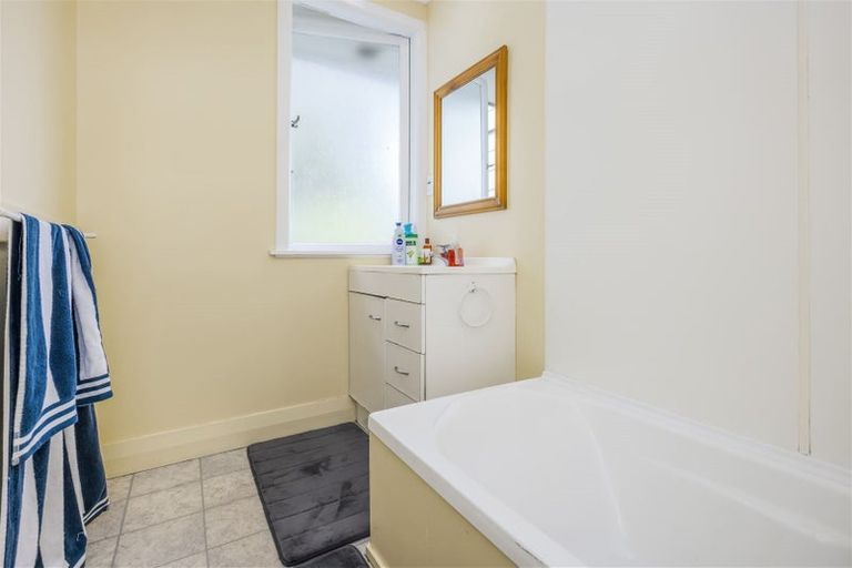 Photo of property in 1/291 Hillsborough Road, Hillsborough, Auckland, 1042