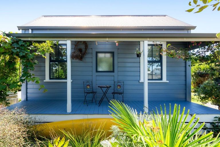 Photo of property in 9 Allens Lane, Clive, 4102