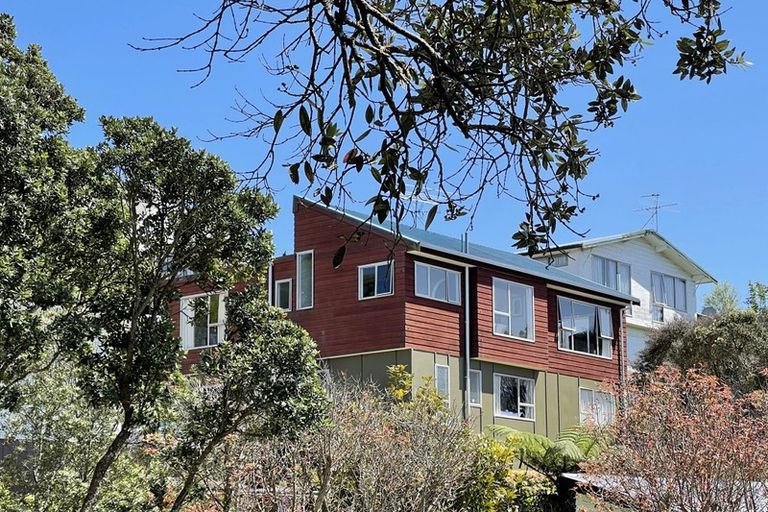 Photo of property in 18 Rajkot Terrace, Broadmeadows, Wellington, 6035