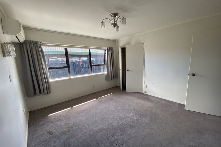 Photo of property in 1/3 West Street, Papakura, 2110