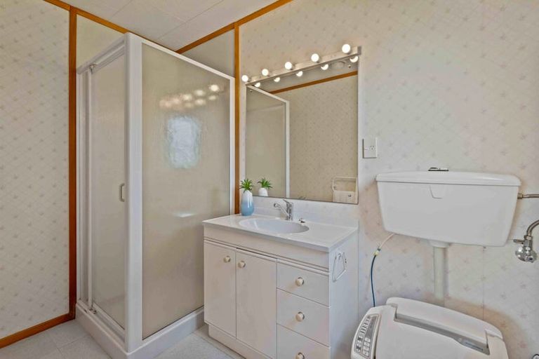 Photo of property in 70a West View Crescent, Onerahi, Whangarei, 0110